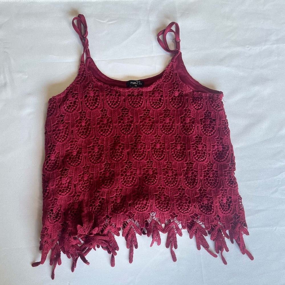 Maroon/pink lace tank top.